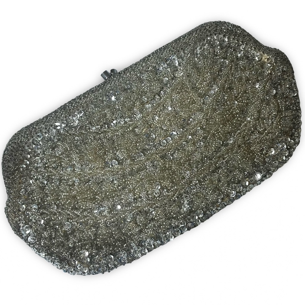 Vintage La Regale Made in Hong Kong Hand Beaded Crystal Purse